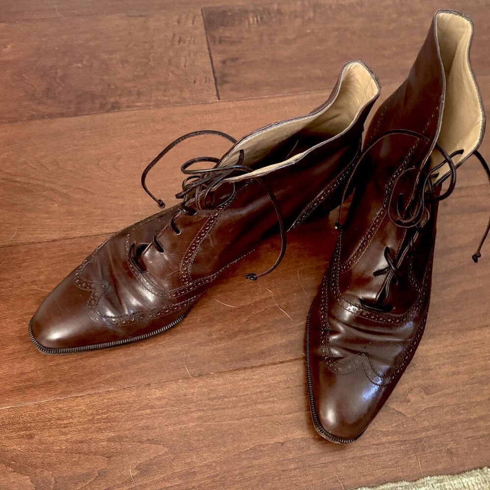 S Ferragamo lace-up ankle boots wingtip chestnut brown modern size 8 ex.cond